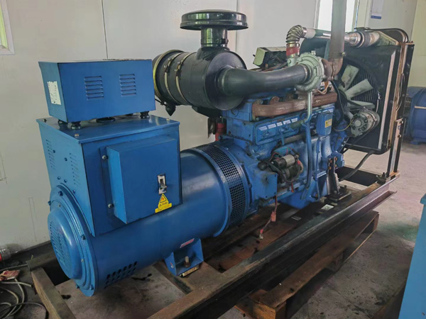 阳日镇100kW柴油发电机组使用多级机油有哪些优缺点？